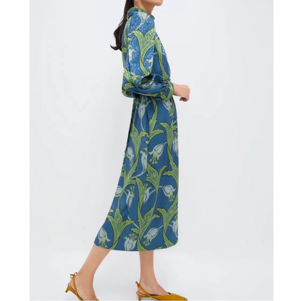 TUCKERNUCK Deco Floral Satin Faven Dress - Picture 3 of 12